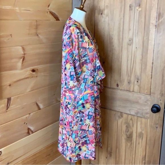 LuLaRoe Shirley sheer Kimono duster Aztec
Print. Size Medium. - Picture 5 of 6